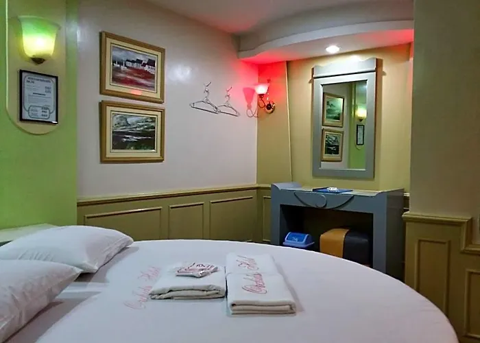 Hotel Orchids Drive Manila